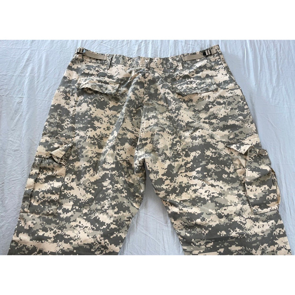 ROTHCO B.D.U. Battle Dress Uniform Digital Camo Cargo Bush Pants. XL Reg, 40X32. - Picture 8 of 9